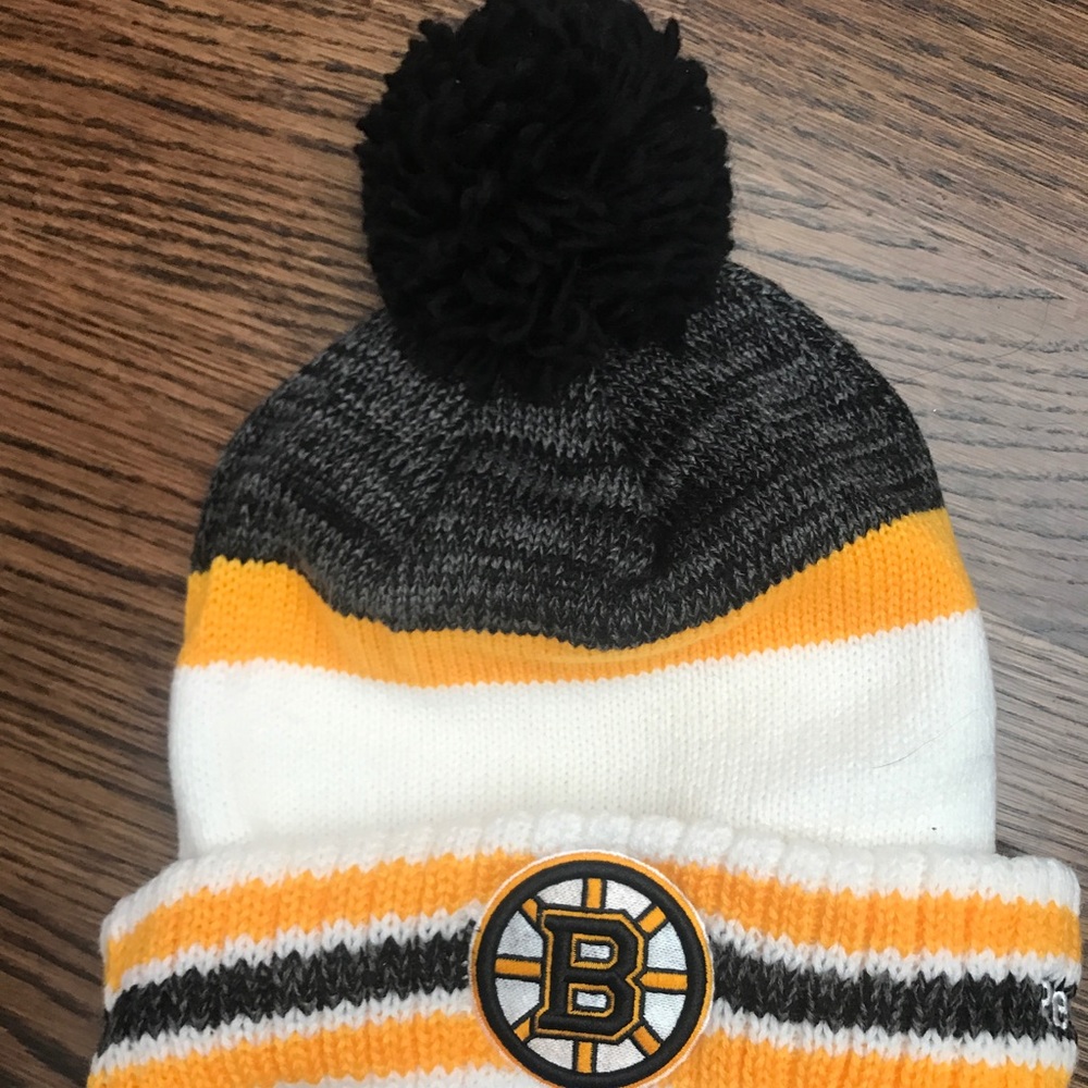 Bruins winter hat